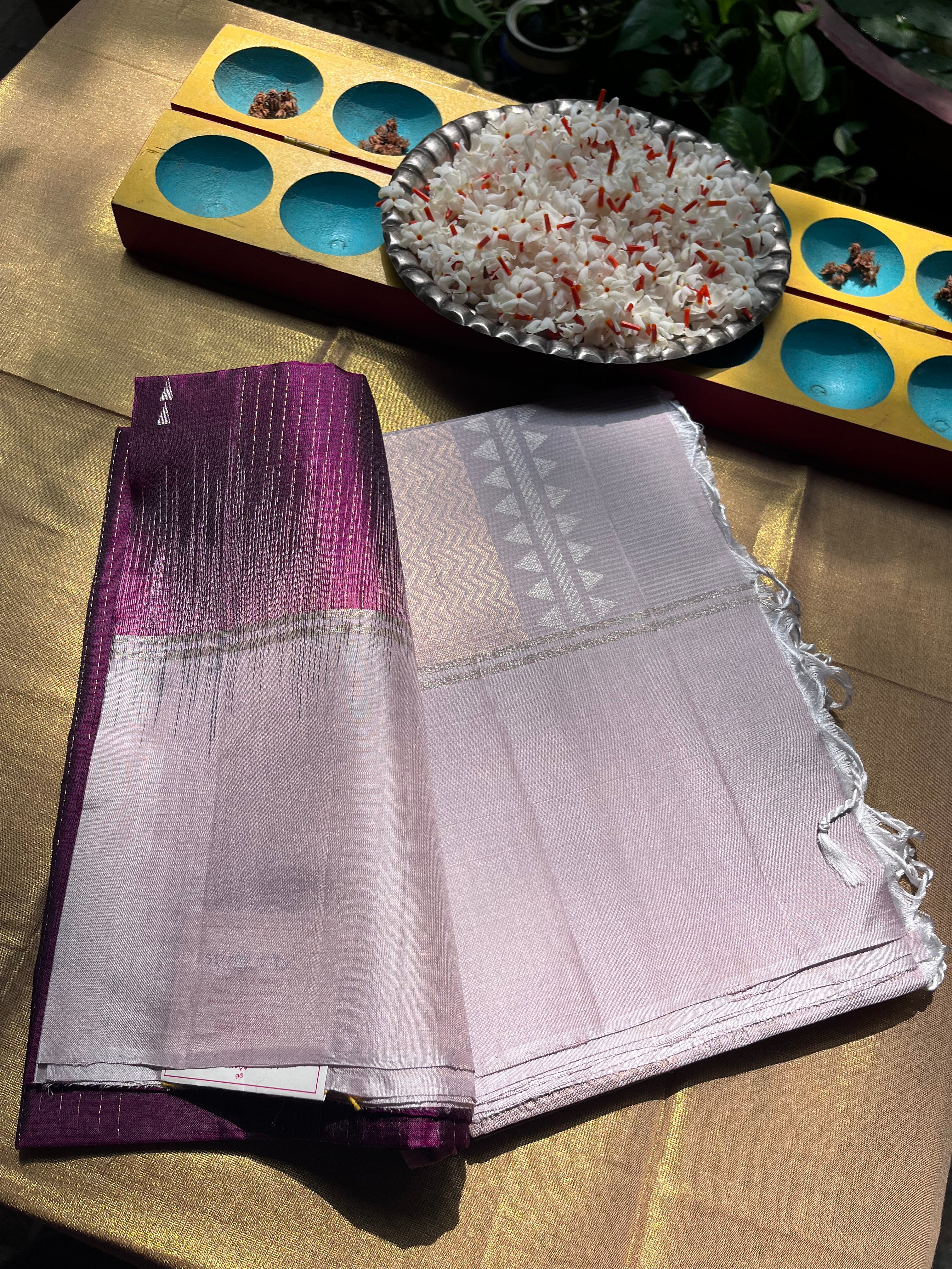 Red Wine with off white in light weight Kanchipuram silks