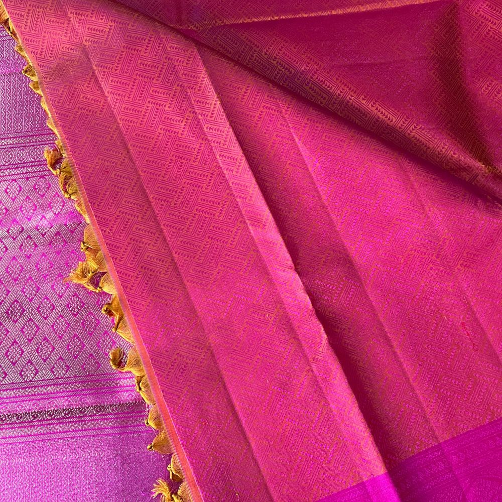 Deep pink with Orange jacquard rich zari in pallu