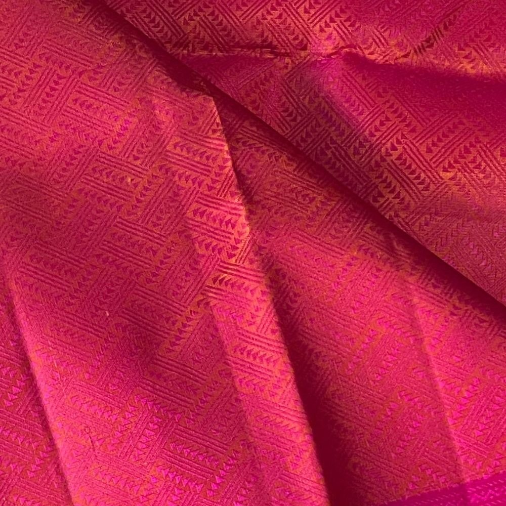 Deep pink with Orange jacquard rich zari in pallu