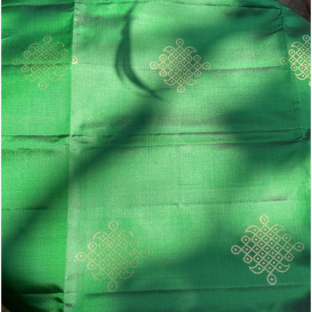 Kanaka Kolam saree
