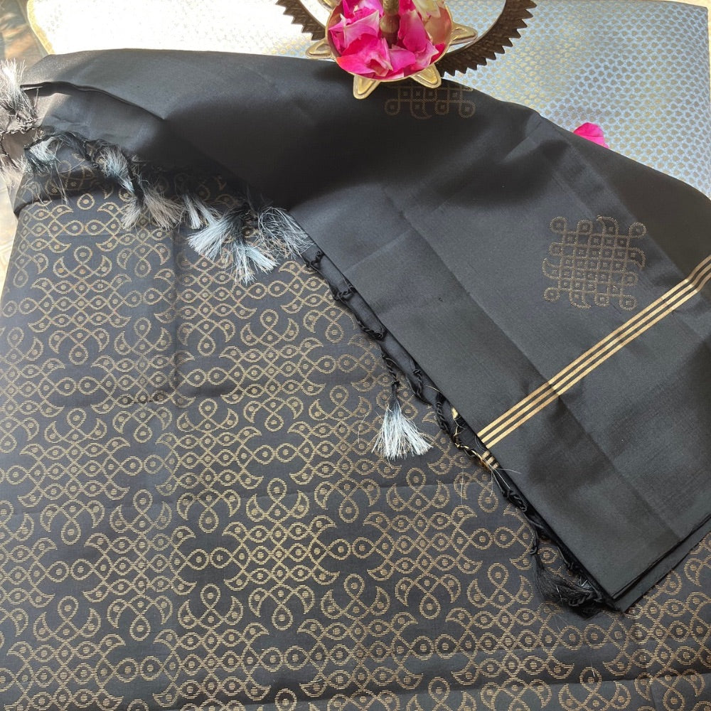 Kolam saree