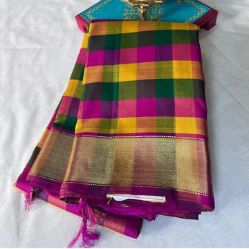 Palum pazham, Madras checks in traditional colour combination